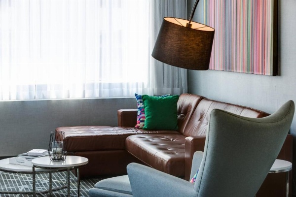 Renaissance by Marriott Montreal Downtown Hotel image 28